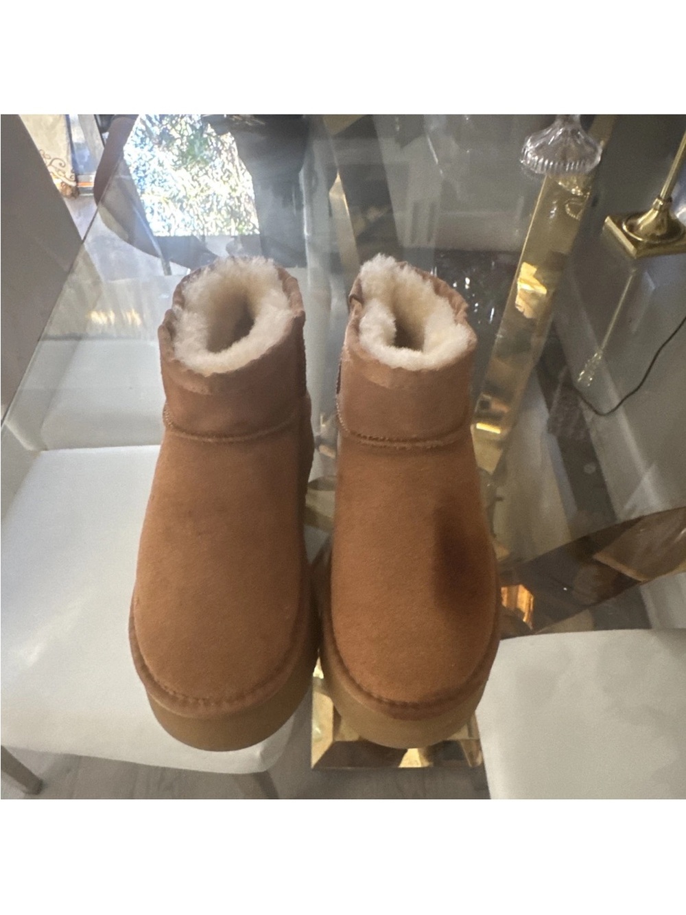 UGG Kids Short Shearling Boot in Chestnut